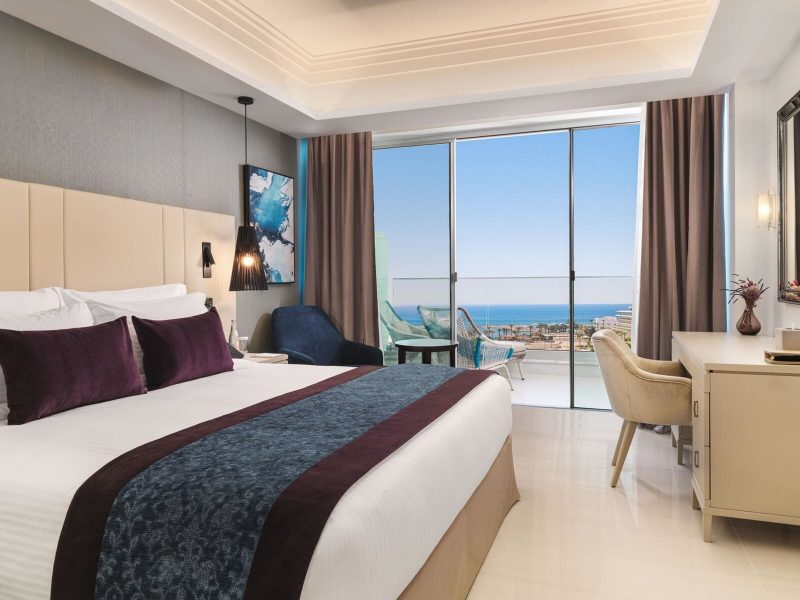 Deluxe Room Inland View
