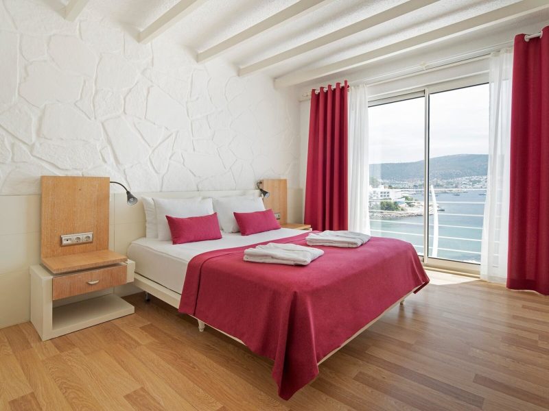 Standard Seaview Room with Balcony